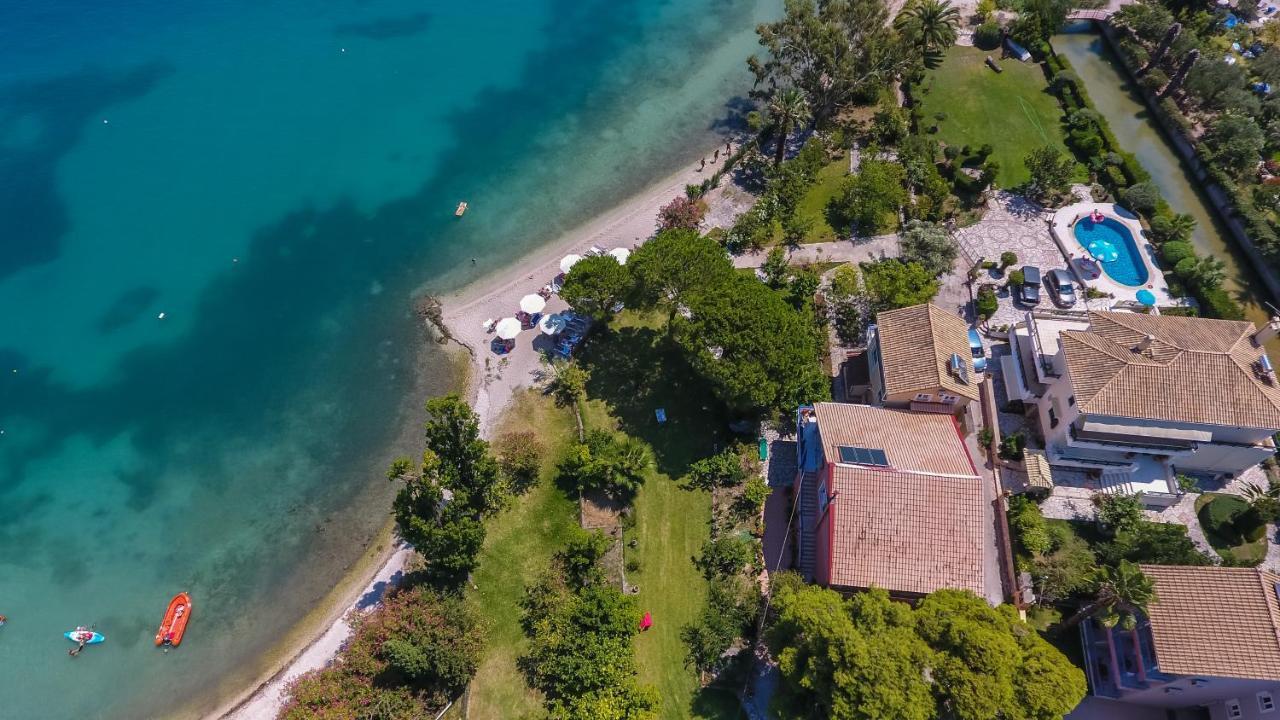Palmyra Beachfront Studios Nydri  Exterior foto